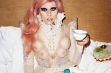 Triết lí Gaga và bộ ngực siêu cuồng