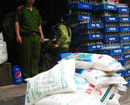 Thu giữ hàng tấn mì chính nhập lậu tại Hà Nội