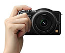 Panasonic giới thiệu máy ảnh du lịch 'lai' DSLR, quay được phim HD