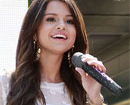 Selena Gomez rạng rỡ xóa tan tin đồn dính bầu