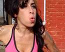Ca sỹ Amy Winehouse đột tử tại nhà riêng