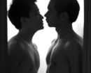 Nóng rực đôi nam đồng tính trong phim 'Hot boy nổi loạn'