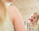 Mách mẹ cách xử lý răng rụng an toàn nhất khi bé thay răng