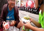 Những bữa cơm nhân ái giữa Sài Gòn
