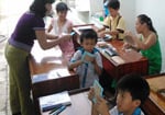 Bà giáo già nặng lòng ’gieo chữ’ cho trẻ khuyết tật
