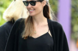 “Cắt” ngực chữa ung thư vú vẫn đẹp như Angelina Jolie?