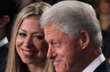 Ông bà Clinton dọn đường cho con gái làm tổng thống