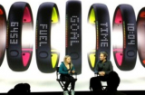 Nike ra mắt vòng đeo tay thông minh có thể tích hợp với iphone