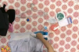 Video: Mẹo ủi quần áo nhanh, gọn