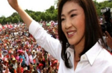 Hành xử khôn ngoan của Thủ tướng Thái xinh đẹp Yingluck Shinawatra