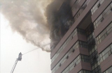 Hà Nội: Cháy lớn tòa nhà 12 tầng Đại học Ngoại Thương