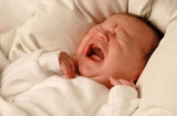 Nguyên nhân và cách xử lý táo bón ở trẻ từ 1 – 12 tháng tuổi