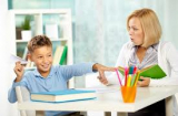 Làm sao để trẻ hiếu động ngồi học yên tĩnh 5-10 phút?
