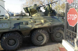 Quân Nga đột kích các căn cứ Crimea, nguy cơ chiến tranh 'gia tăng'