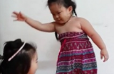 Clip: Bé gái 3 tuổi nhảy dance