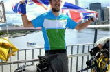 Đạp xe từ Anh sang Úc suốt 9 tháng để làm từ thiện