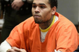 Không bỏ thói bạo lực, Chris Brown nhận án tù 1 năm