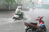 Mẹo phòng tránh và chữa bệnh xe tay ga “sặc nước” mùa mưa