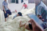 Kinh hoàng bún gạo 'bàn chân thối' ở Trung Quốc