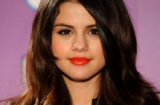 6 mẫu tóc hút hồn của Selena Gomez