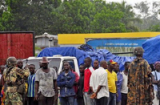 Đại dịch Ebola: Nhân viên y tế chạy trốn, người chết la liệt