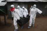 Đại dịch Ebola: hơn 1.350 người chết, đụng độ gia tăng