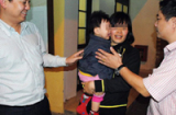 Gay cấn giải cứu bé trai bị bố đẻ người Đài Loan bắt cóc