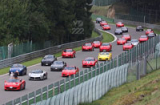Hàng trăm siêu xe Ferrari khủng náo loạn trường đua