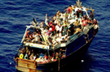 Rúng động: Gần 500 người 'bị gi.ết' trên tàu di cư