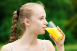Lý do bạn thực sự nên uống nước cam mỗi sáng?