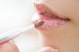 3 chiêu thức cực đơn giản để giữ màu son môi lâu nhất