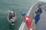 Phát hiện vật thể nghi là máy bay QZ8501 dưới đáy biển