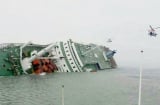 Hình ảnh kinh hoàng khi tàu Sewol chìm gây chấn động thế giới