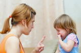 7 điều người lớn không nên làm khi trẻ cáu giận, hờn dỗi