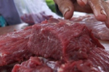 Cách nhận biết thịt trâu thịt bò bơm nước gây hại
