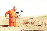 Tù binh bị IS ép tự đào mồ để chôn mình sau khi hành quyết