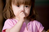 7 mẹo để ngăn chặn thói quen cắn móng tay ở trẻ nhỏ
