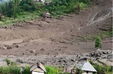 Tiếp tục xảy ra thiên tai ở Nepal: Lở đất chôn vùi 6 ngôi làng