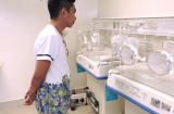 Phan Hiển thăm dò phòng khám trước khi Khánh Thi sinh con trai
