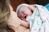 Những lợi ích 'như mơ' khi mẹ tiếp xúc với bé ngay phút chào đời