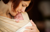 Tại sao “cái ôm đầu tiên” lại cứu sống hàng ngàn trẻ sơ sinh?