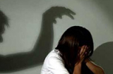 Phẫn nộ: Ở nhà một mình, thiếu nữ bị kẻ lạ mặt hãm hiếp