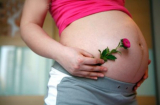 11 thắc mắc siêu ngộ nghĩnh của bé khi mẹ mang bầu