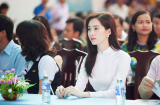 Hoa hậu Đặng Thu Thảo diện áo dài trắng đẹp tinh khôi