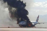 Hoảng loạn: Máy bay chở 172 người bất ngờ bốc cháy lúc cất cánh