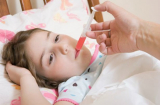 Cách chọn và dùng thuốc hạ sốt đúng cách cho trẻ
