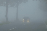 Bí kíp lái xe an toàn trong sương mù, mưa phùn