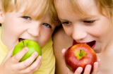 Tại sao các chuyên gia y tế khuyên bạn nên ăn táo mỗi ngày?