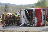 Xe buýt gặp tai nạn, 14 sinh viên thiệt mạng tại Tây Ban Nha