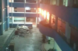 Bệnh viện bốc cháy trong đêm, hàng chục người hoảng loạn